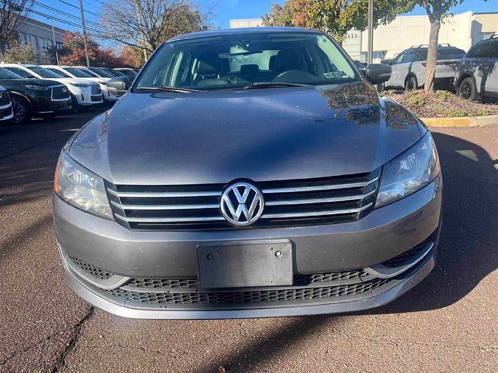 2014 Volkswagen Passat 4dr Sdn 1.8T Auto SE PZEV