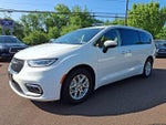 2023 Chrysler Pacifica Touring L FWD