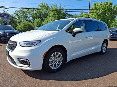 2023 Chrysler Pacifica Touring L FWD