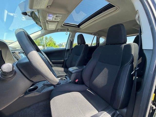 2015 Toyota RAV4 AWD 4dr XLE (Natl)