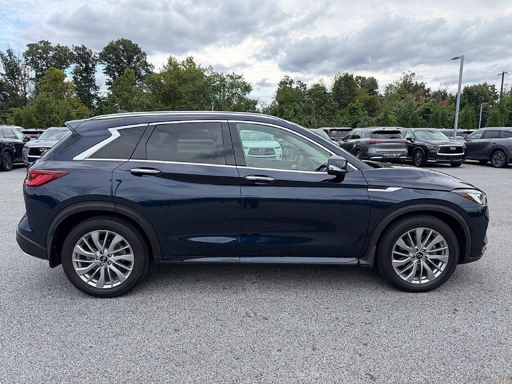 2023 INFINITI QX50 LUXE AWD