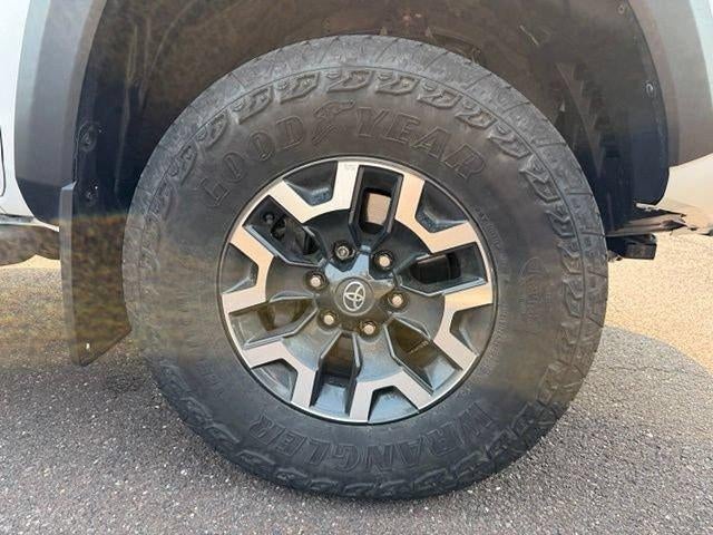 2023 Toyota Tacoma 4WD 4WD TRD Off Road Double Cab 5' Bed V6 AT (Natl)