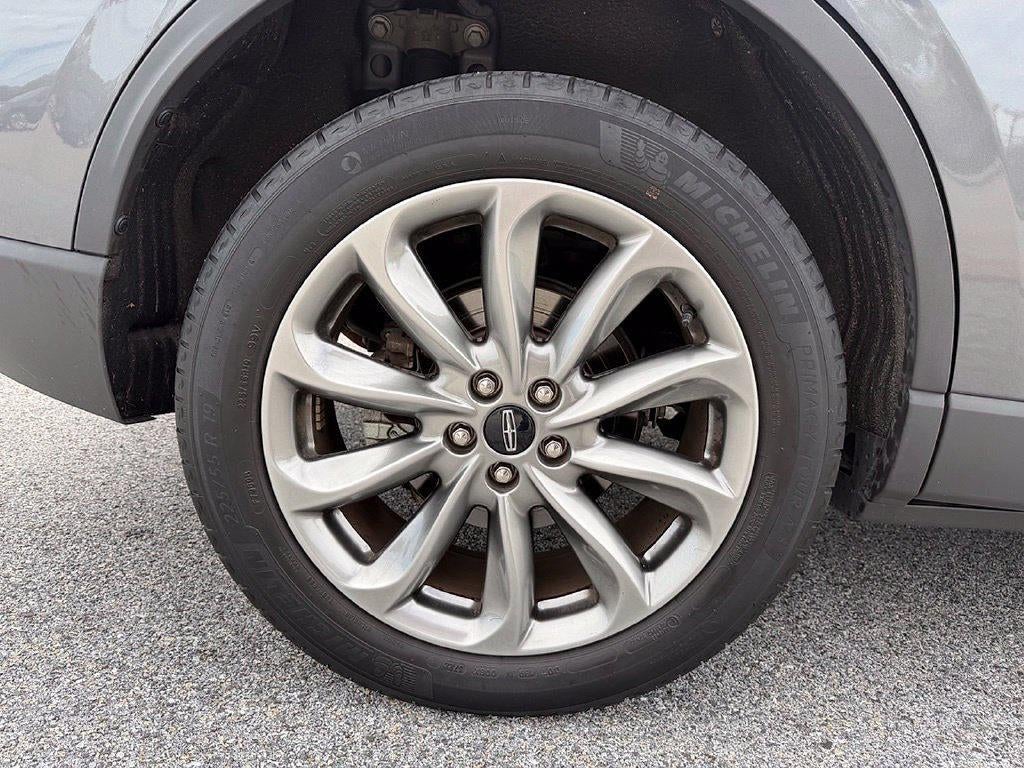 2022 Lincoln Corsair Standard AWD