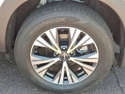 2023 Nissan Rogue AWD SV