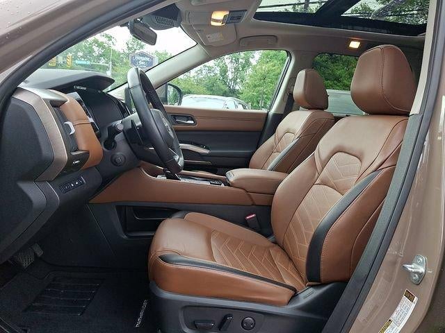 2024 Nissan Pathfinder Platinum 4WD