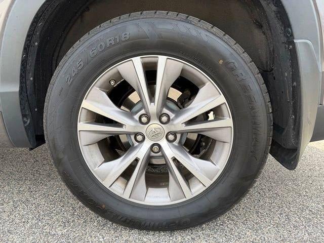 2014 Toyota Highlander AWD 4dr V6 LE (SE)