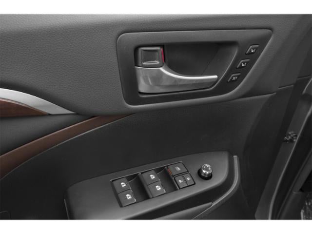 2014 Toyota Highlander AWD 4dr V6 LE (SE)