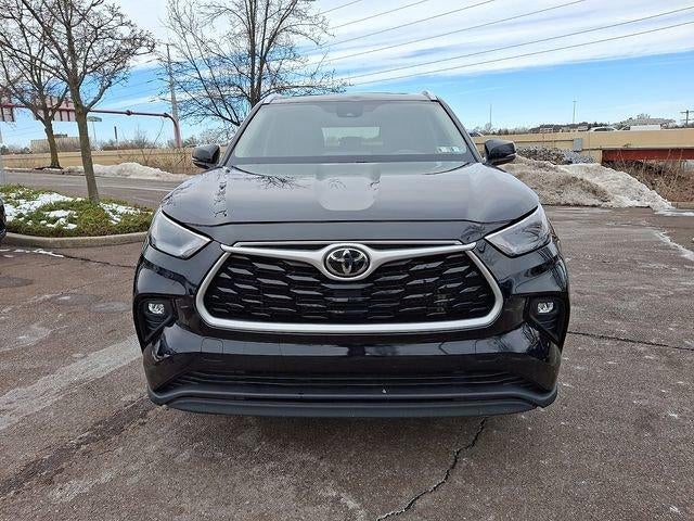 2022 Toyota Highlander XLE AWD (Natl)