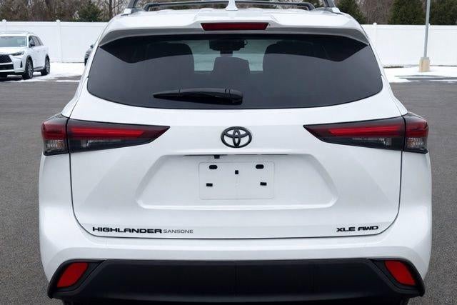 2025 Toyota Highlander XLE AWD (Natl)