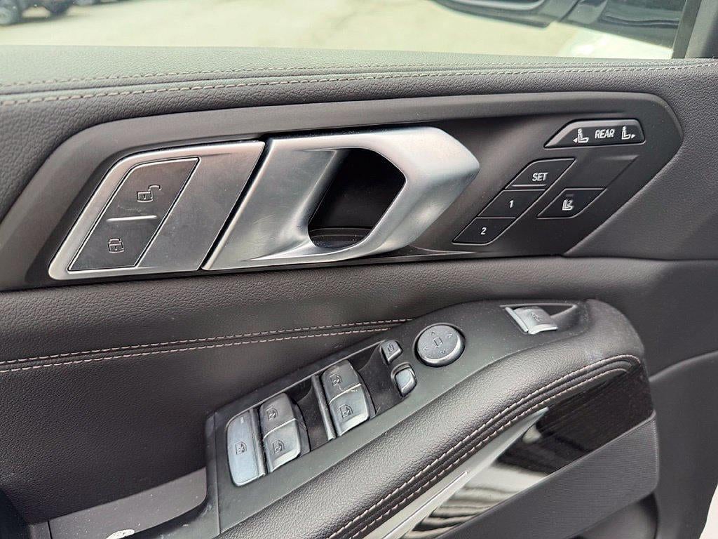 2021 BMW X7 xDrive40i Sports Activity Vehicle