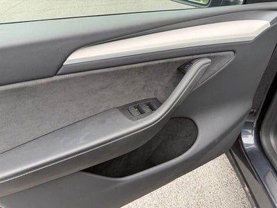 2024 Tesla Model Y Long Range AWD