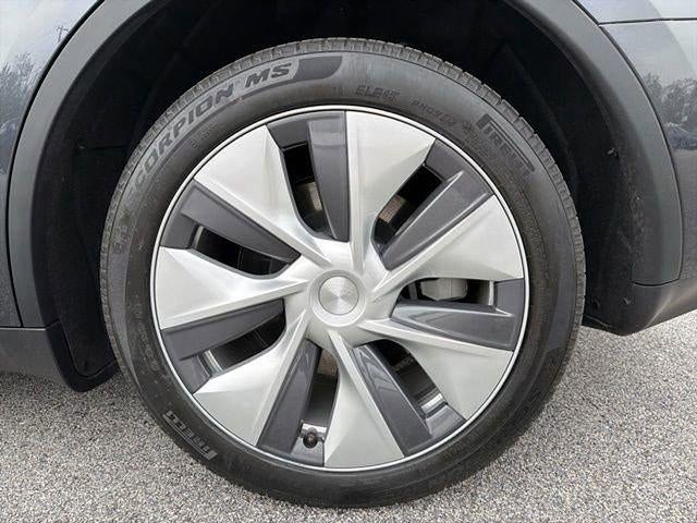 2024 Tesla Model Y Long Range AWD