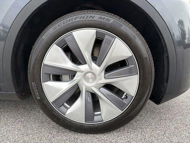 2024 Tesla Model Y Long Range AWD