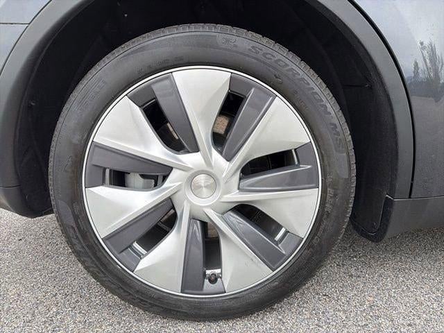 2024 Tesla Model Y Long Range AWD