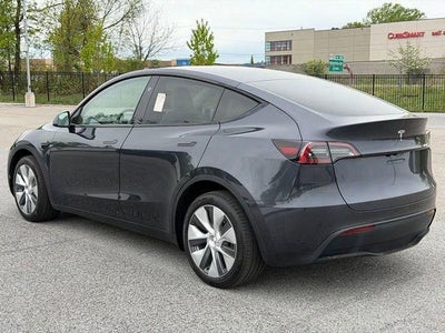 2024 Tesla Model Y Long Range AWD