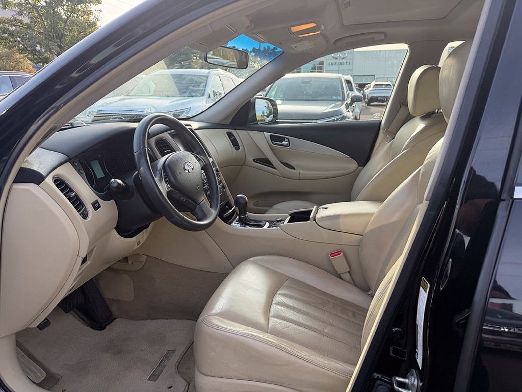 2017 INFINITI QX50 RWD