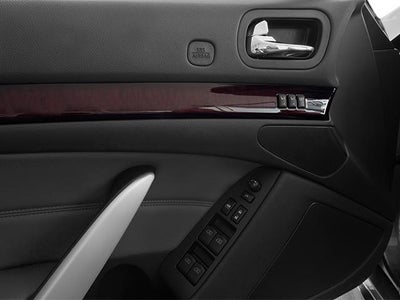 2014 INFINITI Q60 Convertible 2dr