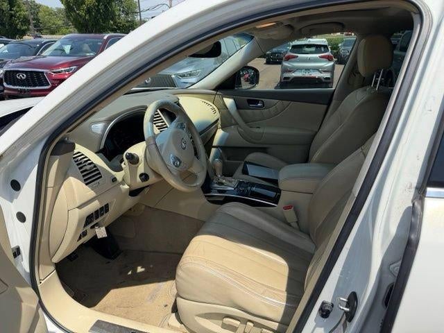 2014 INFINITI QX70 AWD 4dr