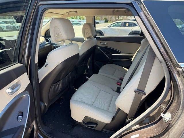 2017 Hyundai SANTA FE SE 3.3L Auto