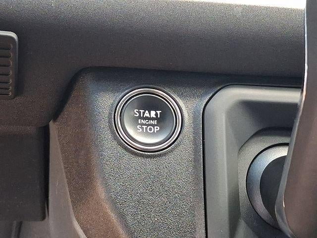 2023 Land Rover Defender 110 X-Dynamic SE AWD
