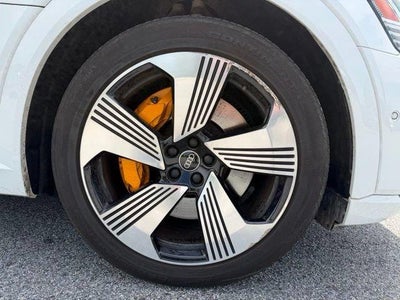 2022 Audi e-tron Premium Plus quattro