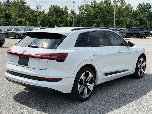 2022 Audi e-tron Premium Plus quattro