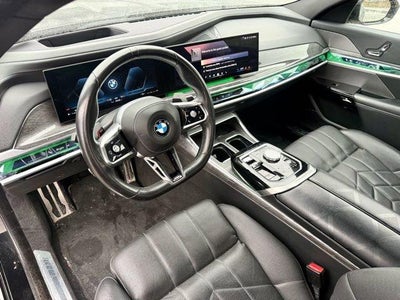 2024 BMW 740i xDrive Sedan