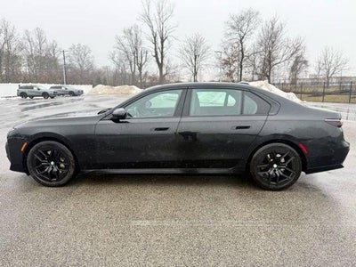 2024 BMW 740i xDrive Sedan