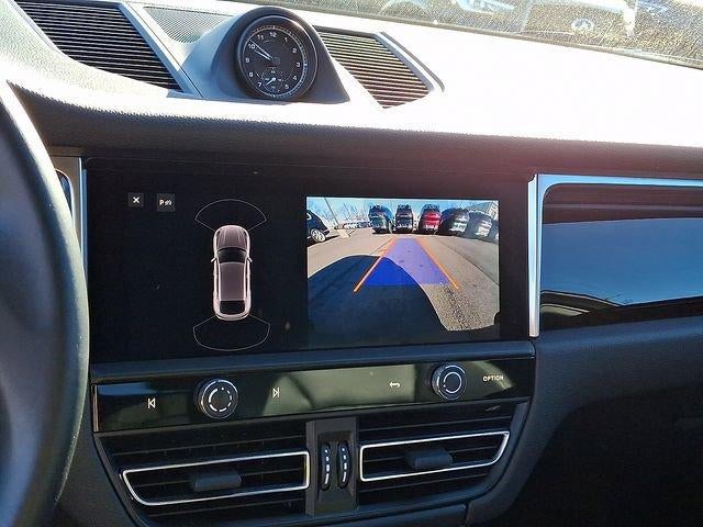 2024 Porsche Macan AWD