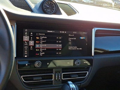 2024 Porsche Macan AWD