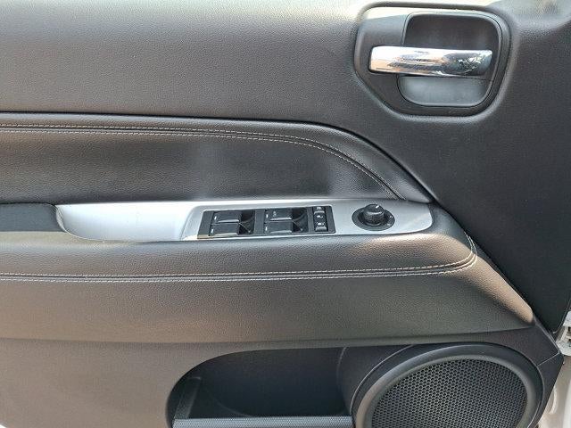 2017 Jeep Compass Latitude - Photo 12