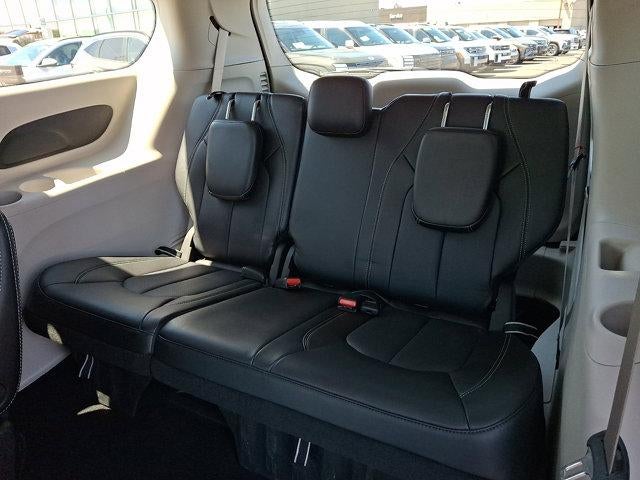 2024 Chrysler Pacifica Touring L FWD