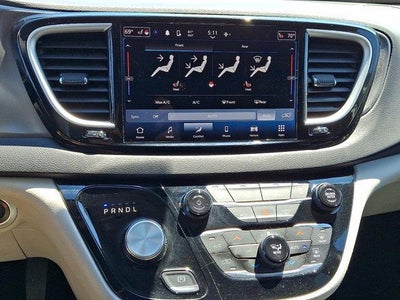2024 Chrysler Pacifica Touring L FWD