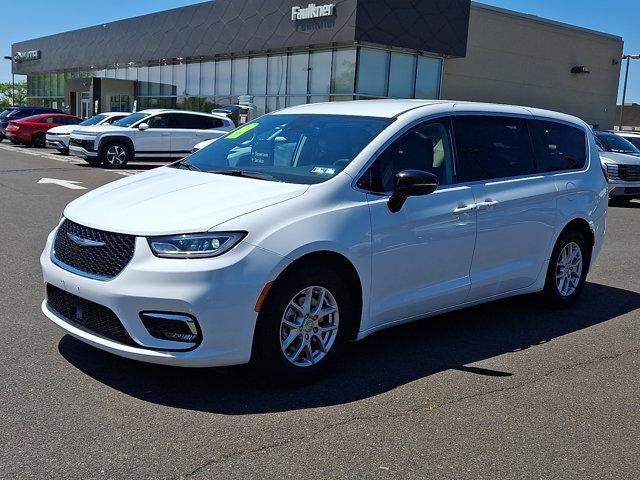 2024 Chrysler Pacifica Touring L FWD