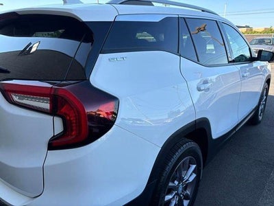 2023 GMC Terrain FWD 4dr SLT