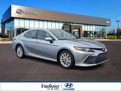 2024 Toyota Camry LE Auto (Natl)