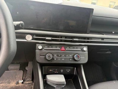 2025 Hyundai TUCSON SE AWD