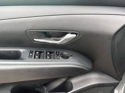 2025 Hyundai TUCSON SE AWD