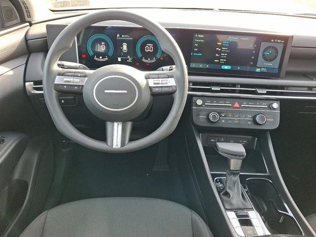 2025 Hyundai TUCSON SE AWD