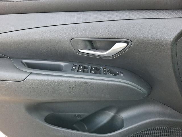 2025 Hyundai TUCSON SE AWD