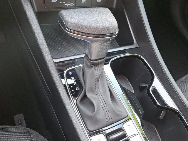 2025 Hyundai TUCSON SE AWD