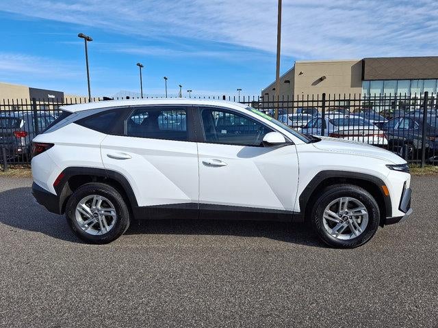 2025 Hyundai TUCSON SE AWD