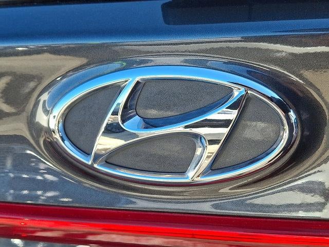 2023 Hyundai SANTA FE HYBRID Limited