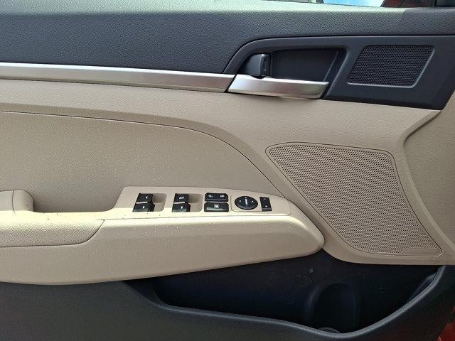 2020 Hyundai ELANTRA SE IVT