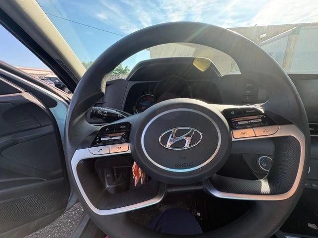 2021 Hyundai ELANTRA SE IVT