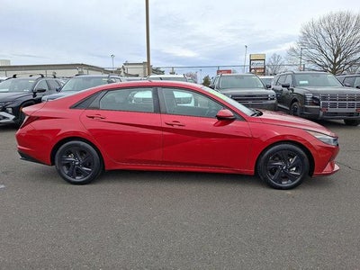 2021 Hyundai ELANTRA SEL IVT