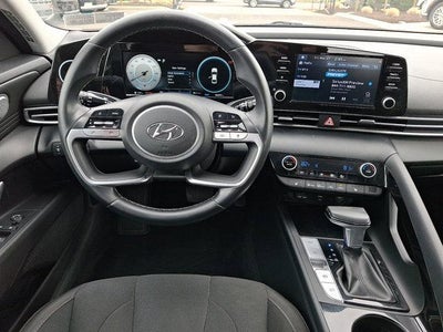 2021 Hyundai ELANTRA SEL IVT