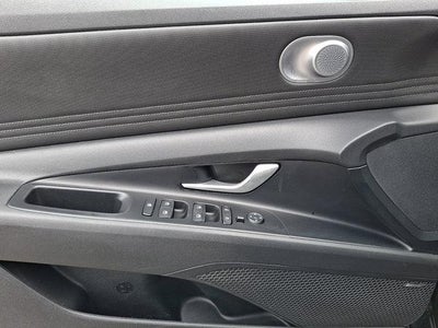 2021 Hyundai ELANTRA SEL IVT