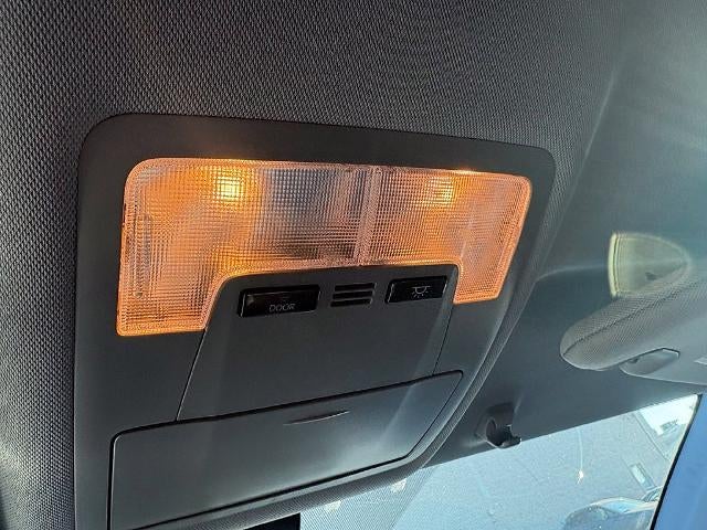 2019 Toyota Highlander LE V6 AWD (SE)