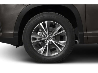 2019 Toyota Highlander LE V6 AWD (SE)